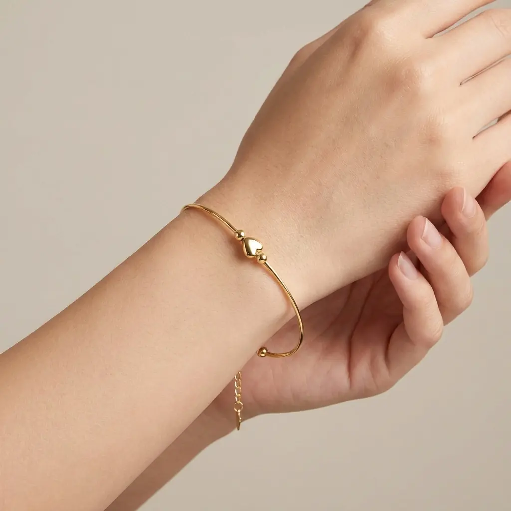 amore_bracelet_gold_model_2